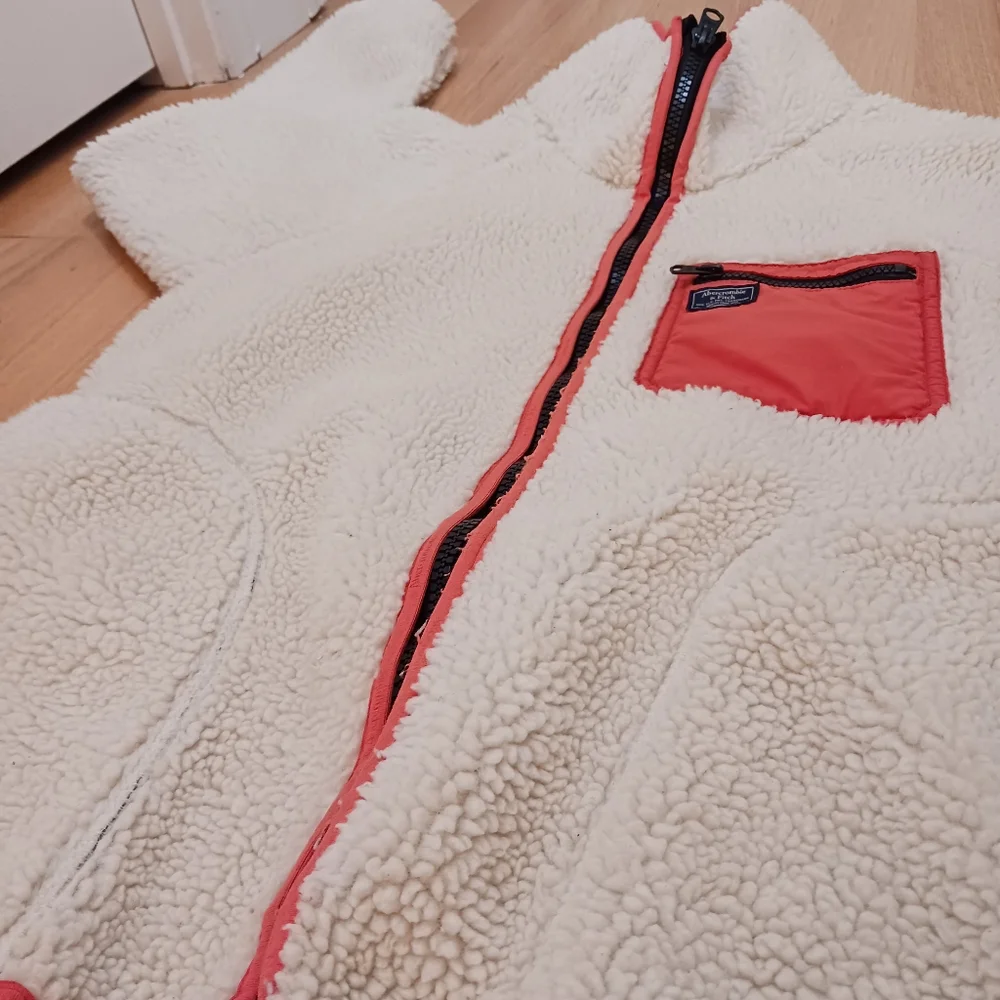 Abecrombie & Fitch Retro Faux Fur Heavy Sweater size Small for Men Unisex - Picture 7 of 11